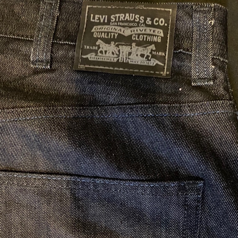 Levi 569 Dark Blue Jeans